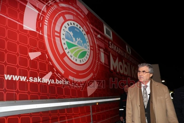 Sakaryadan Elazığa Yardım Tırı Yola Çıktı