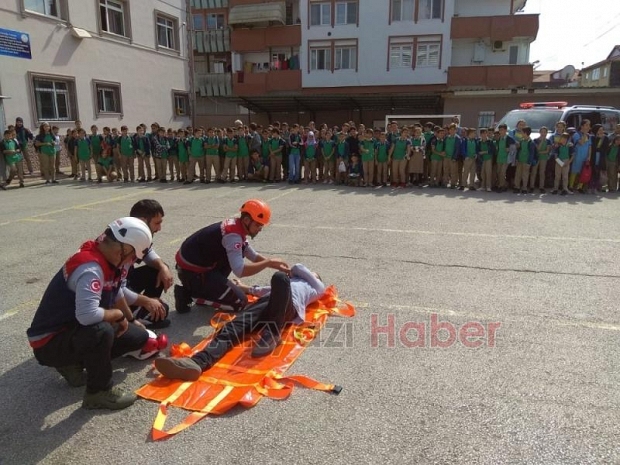 SAKTİM öğrencilere afet bilinci eğitimi verdi