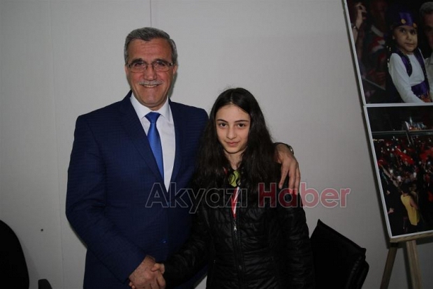 ŞAMPİYON SPORCULARA BAŞKAN AKCAN’DAN ÖDÜL