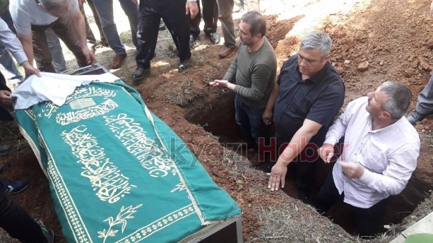 Sefaniye Berk Dualarla Defnedildi