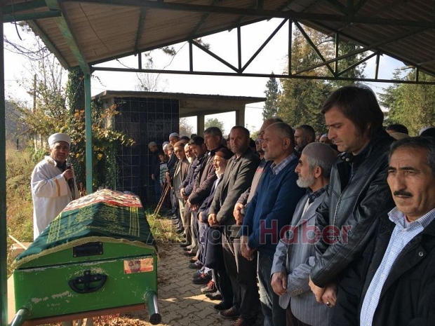 Şehide Emircan Defnedildi
