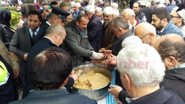 ŞEHİT POLİSLER İÇİN MEVLİD İ ŞERİF OKUNDU