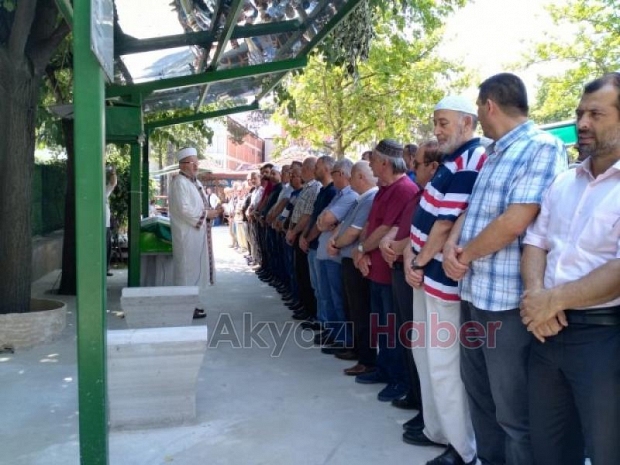 SEMiHA ŞANLI DUARLARA DEFNEDiLDi