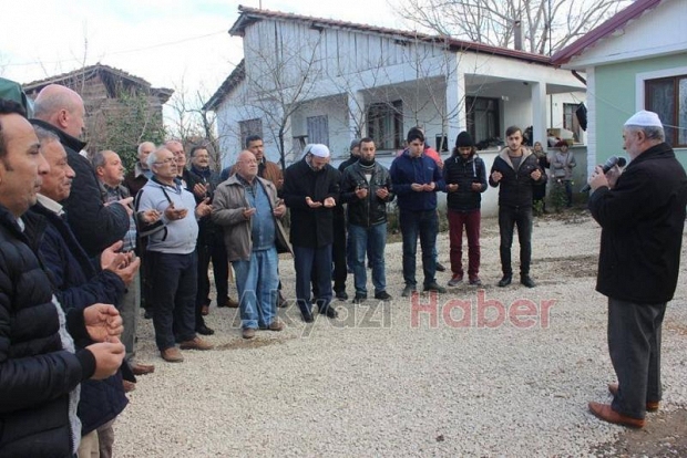  Şerife Bayraktar Dualarla Defnedildi