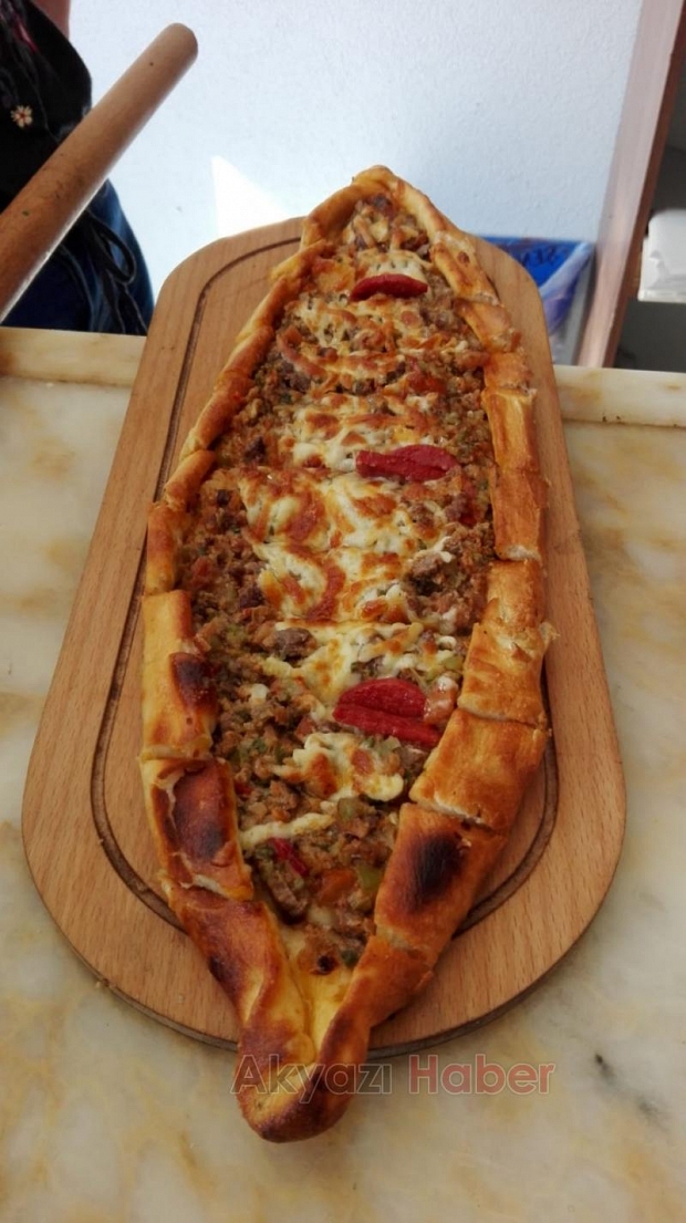 Servet Ustanın yerinde Ramazan Pidesi Sadece 10 TL