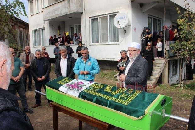 Seyfi Saka Defnedildi