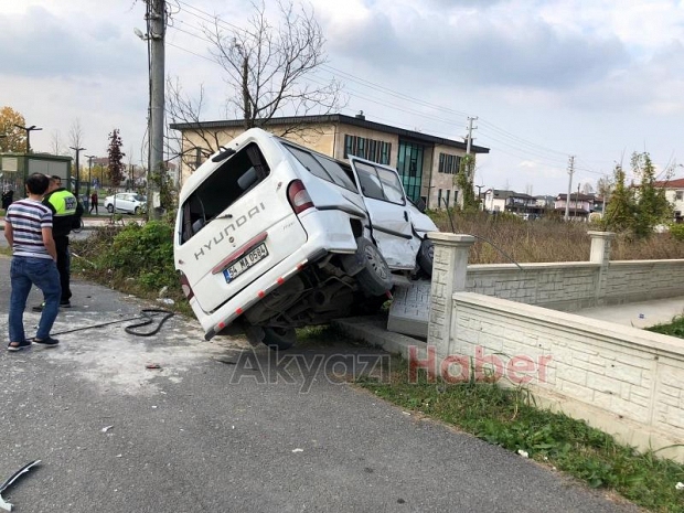 SGM Arka Sokağında Trafik Kazası