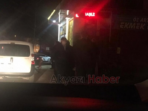 Sokağa çıkma yasaklandı vatandaş fırın ve bakkala koştu