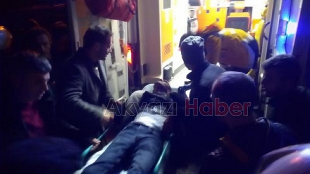 Ahşap ev alevlere teslim oldu Baygınlık geçirdiler