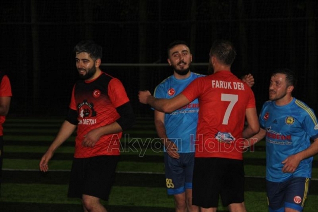 Süper Cupta Yarı Final Heyecanı Yaşandı