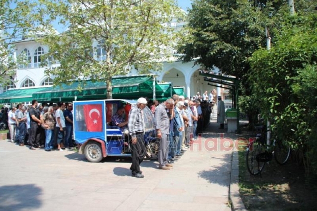 Tahsin Ok Defnedildi
