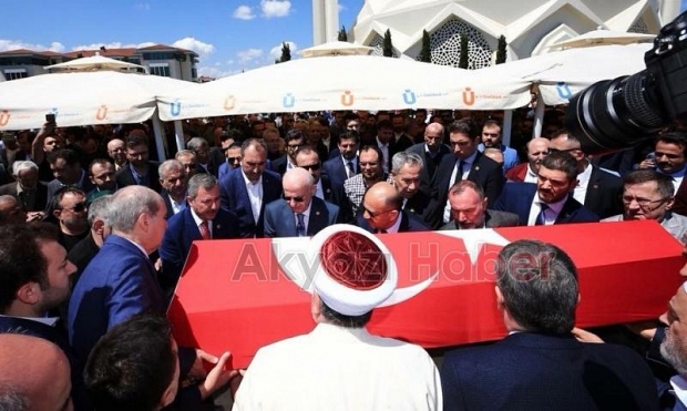 Tarihçi özdemir son yolculuğuna uğurlandı