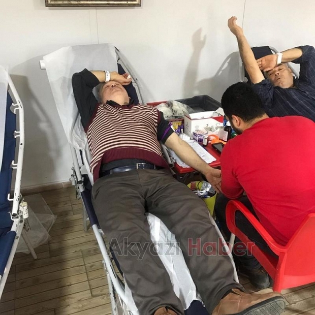 Taşburun Gençlik Kulübünden kan bağışı