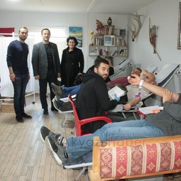 Taşburun Gençlik Kulübünden kan bağışı