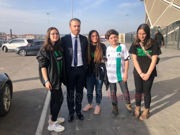 Tatangalar Akyazı Derneği bayan taraftarı unutmadı