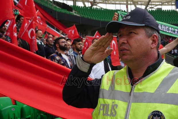 Tatangalar Akyazı Derneği bayan taraftarı unutmadı