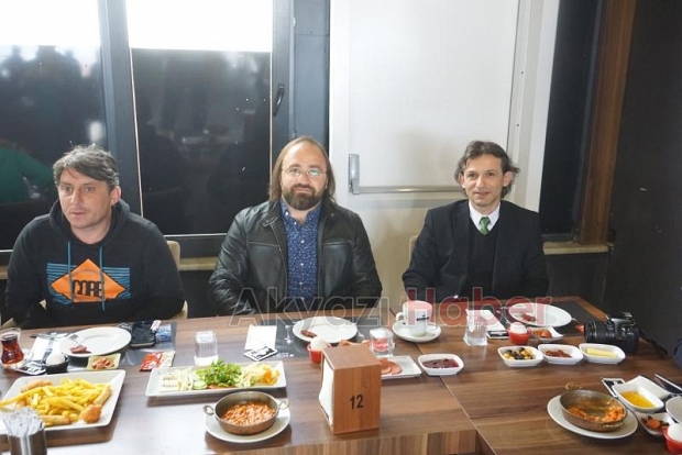 TATANGALAR AKYAZI SAKARYASPORU KAHVALTIDA AĞIRLADI