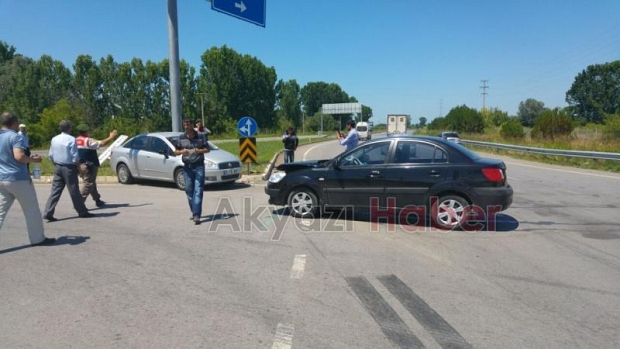 TEM Otoyolu Akyazı Gişelerinde Kaza 1 Yaralı