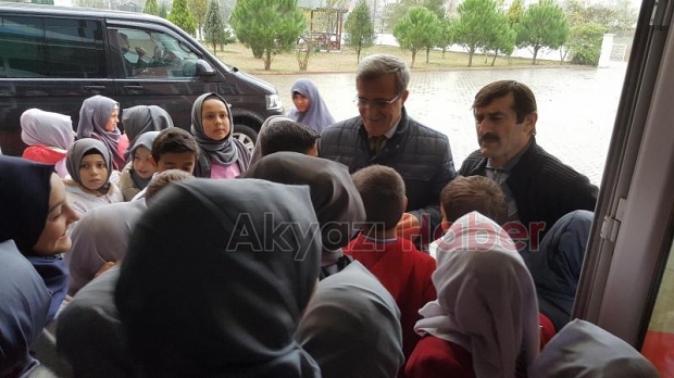 TEOG SINAVINA GİRECEK ÖĞRENCİLERE BAŞKANDAN ZİYARET