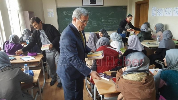 TEOG SINAVINA GİRECEK ÖĞRENCİLERE BAŞKANDAN ZİYARET