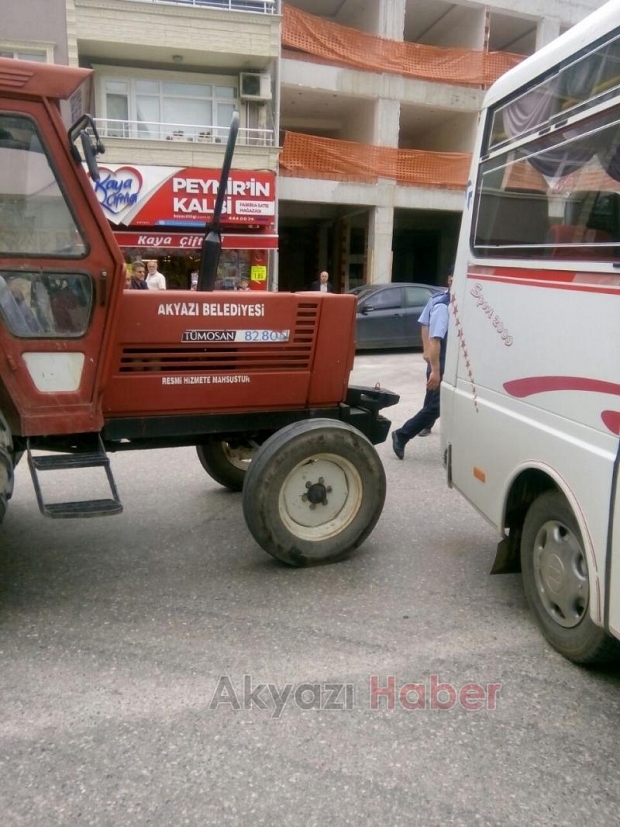 Ters Yöne Giren Araç Kazaya Sebebiyet Verdi