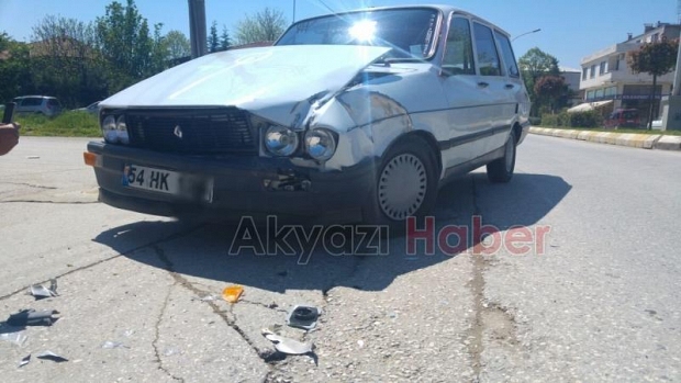 Ters Yöne Giren Kamyona Otomobil Arkadan Çarptı