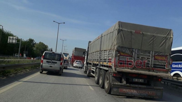 Trafik Kilit Noktasına Geldi