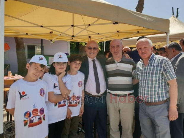 TÜBİTAK 4006 BiLiM FUARINA PARiS ORTAOKULUda KATILDI