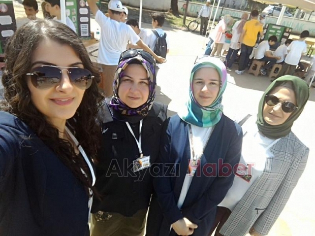 TÜBİTAK 4006 BiLiM FUARINA PARiS ORTAOKULUda KATILDI