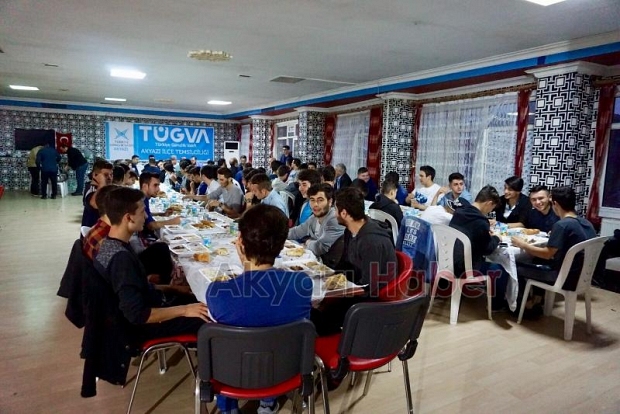 TÜGVA’LI GENÇLER İFTARDA BULUŞTU