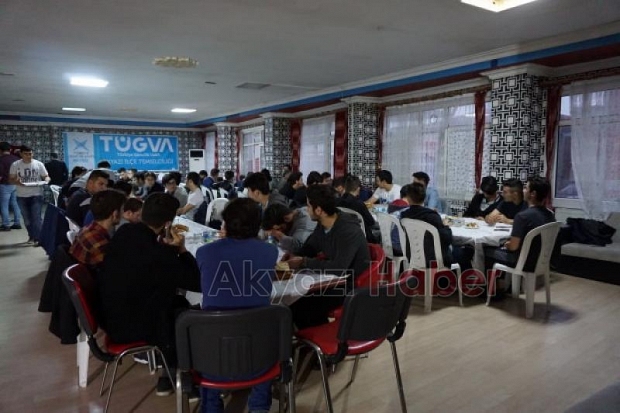 TÜGVA’LI GENÇLER İFTARDA BULUŞTU