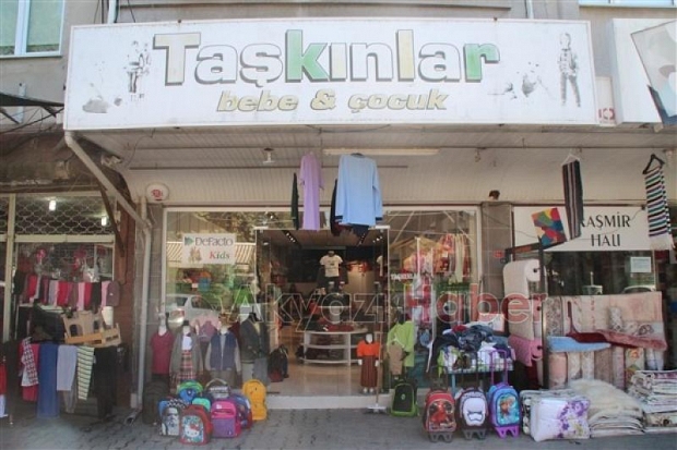 Tüm Okul Kıyafetleri Taşkınlar Okul Dünyasında