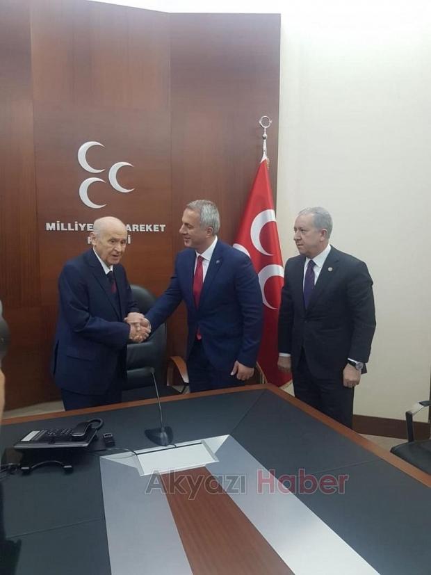 Turgut Babaoğlu MHP ye geçti
