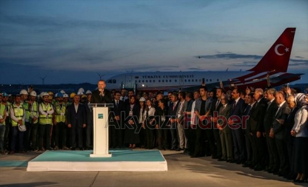 Üçüncü Havalimanında Tarihi Gün