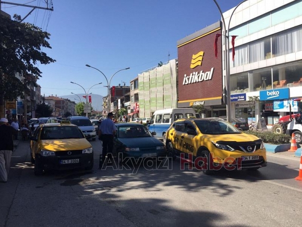Uygunsuz Park Trafiği Felç Etti