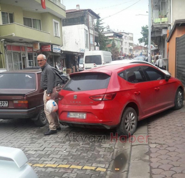 Uygunsuz Park ve Kaldırım İşgalleri Devam Ediyor
