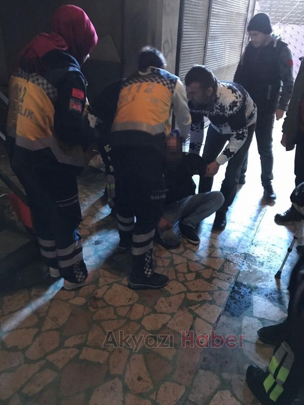  Uyuşturucu Madde Kullanan Adam Hastaneye Kaldırıldı
