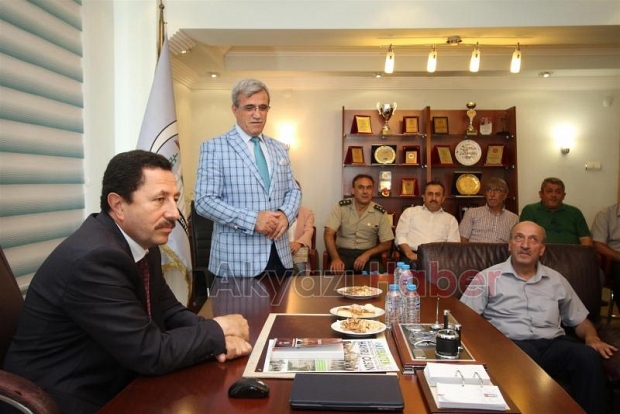 VALİ İRFAN BALKANLIOĞLU’NDAN AKYAZI’YA ZİYARET