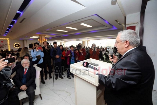 Vali Nayir Gazetecilerle Buluştu