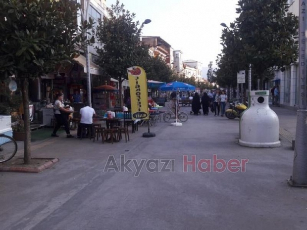 Vatandaşı kızdıran yol işgali