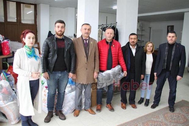 Vefakâr Akyazılılar Hayır İçin Yardıma Koştu