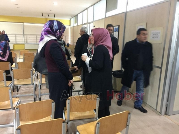 Veliler Kültür Evinde Toplandı