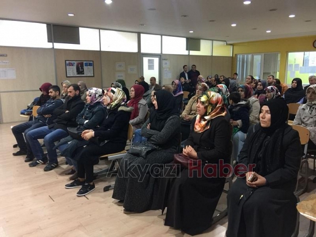 Veliler Kültür Evinde Toplandı