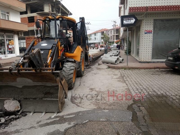 YAĞCILAR CADDESİ BOYUNCA YENİ YAĞMUR SUYU HATTI