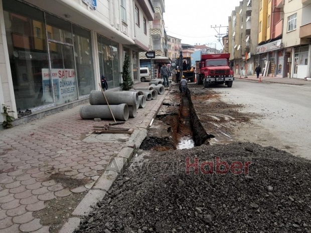 YAĞCILAR CADDESİ BOYUNCA YENİ YAĞMUR SUYU HATTI
