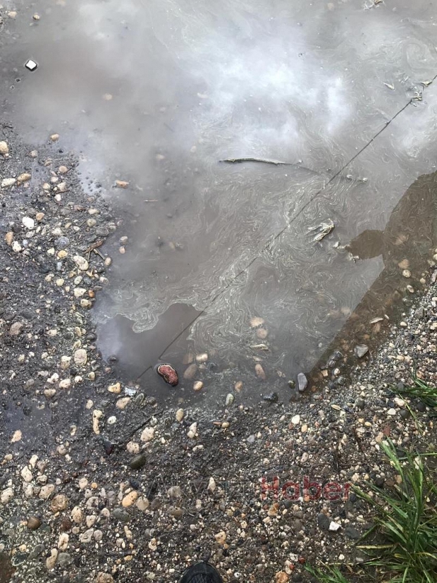 YAĞMURLA BiRLiKTE GELDi VATANDAŞ TEDiRGiN 