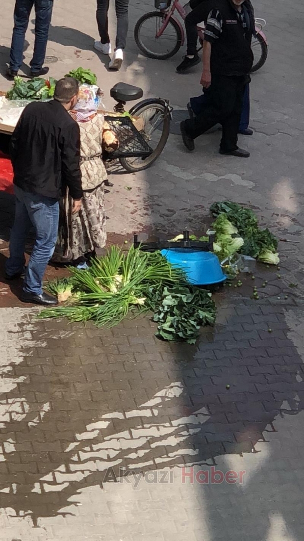 Yaşlı kadının yardımına böyle koştular