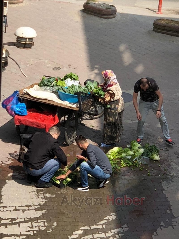 Yaşlı kadının yardımına böyle koştular
