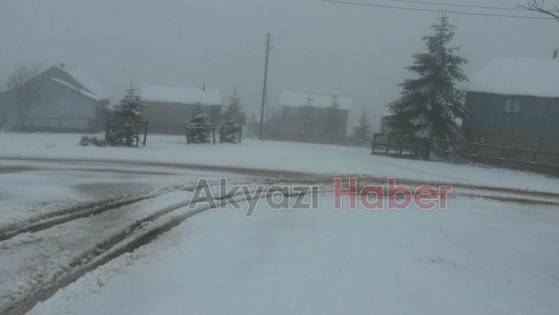 YAYLALAR BEYAZA BÜRÜNDÜ
