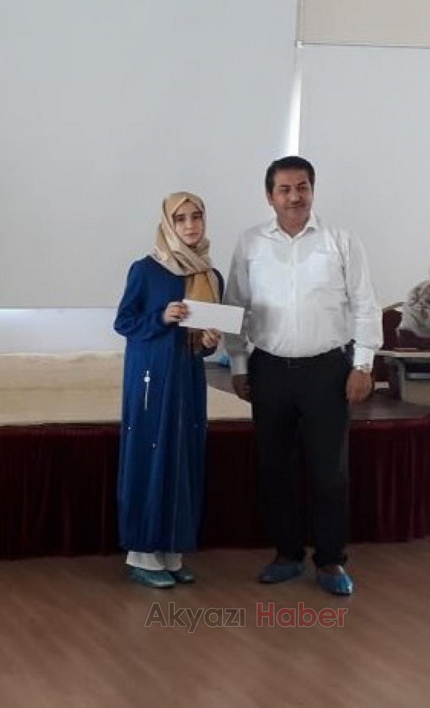 Yaz Kuran Kursları Bilgi Yarışmasında birinci Akyazıdan